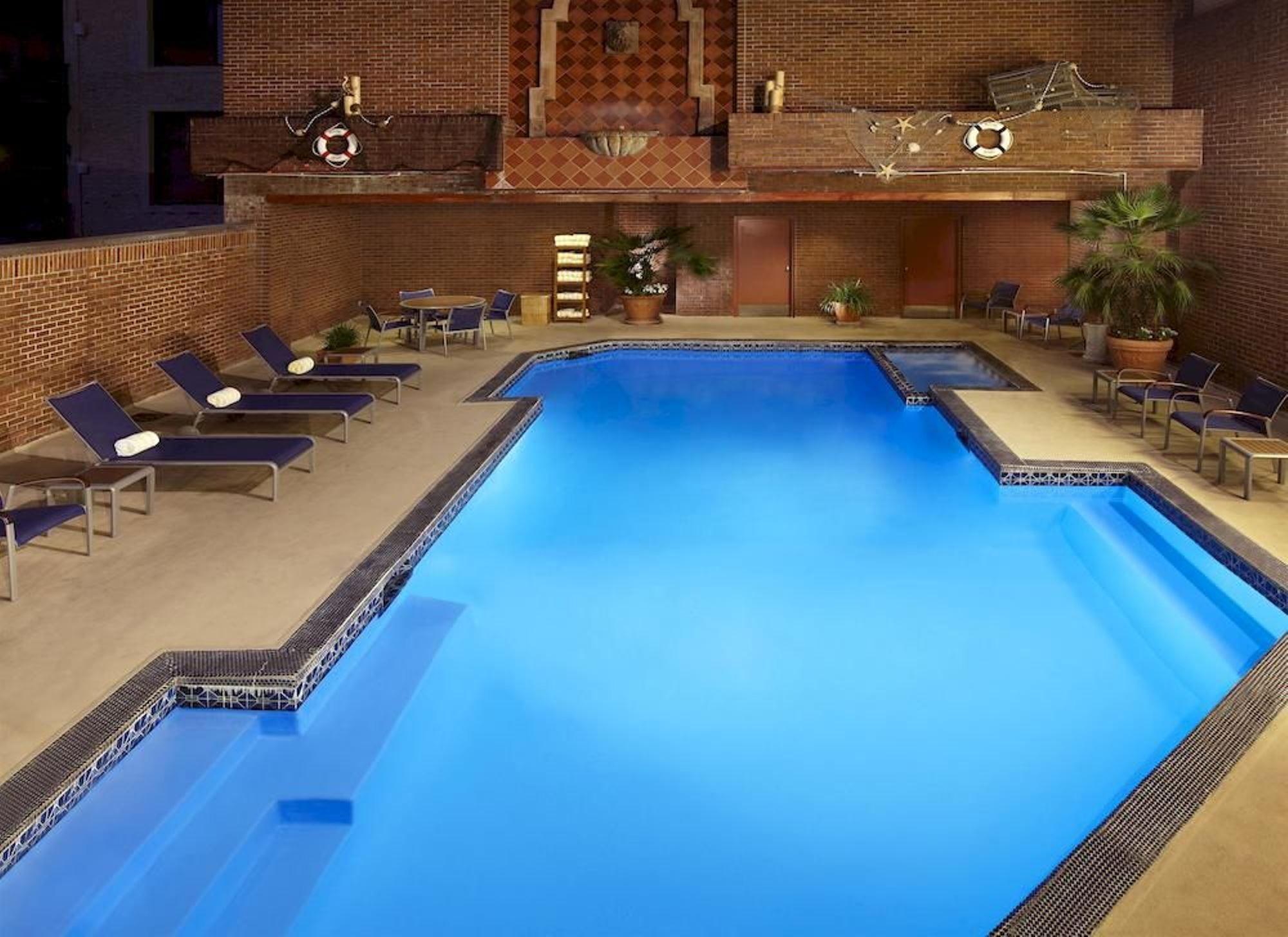 Hotel The Gunter Riverwalk 4*